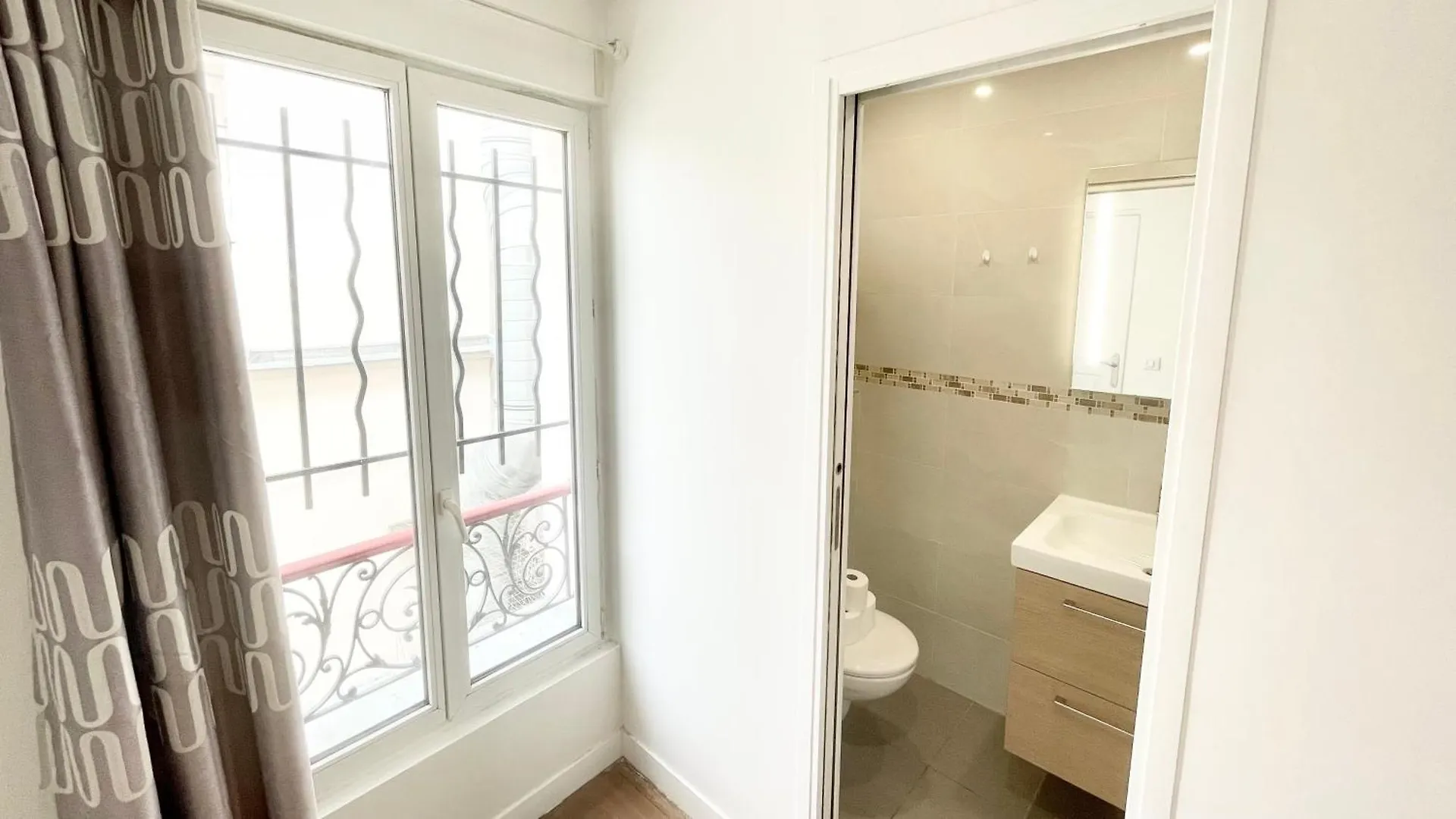 شقة Charmant Appartement Cozy Pour 4 A باريس فرنسا