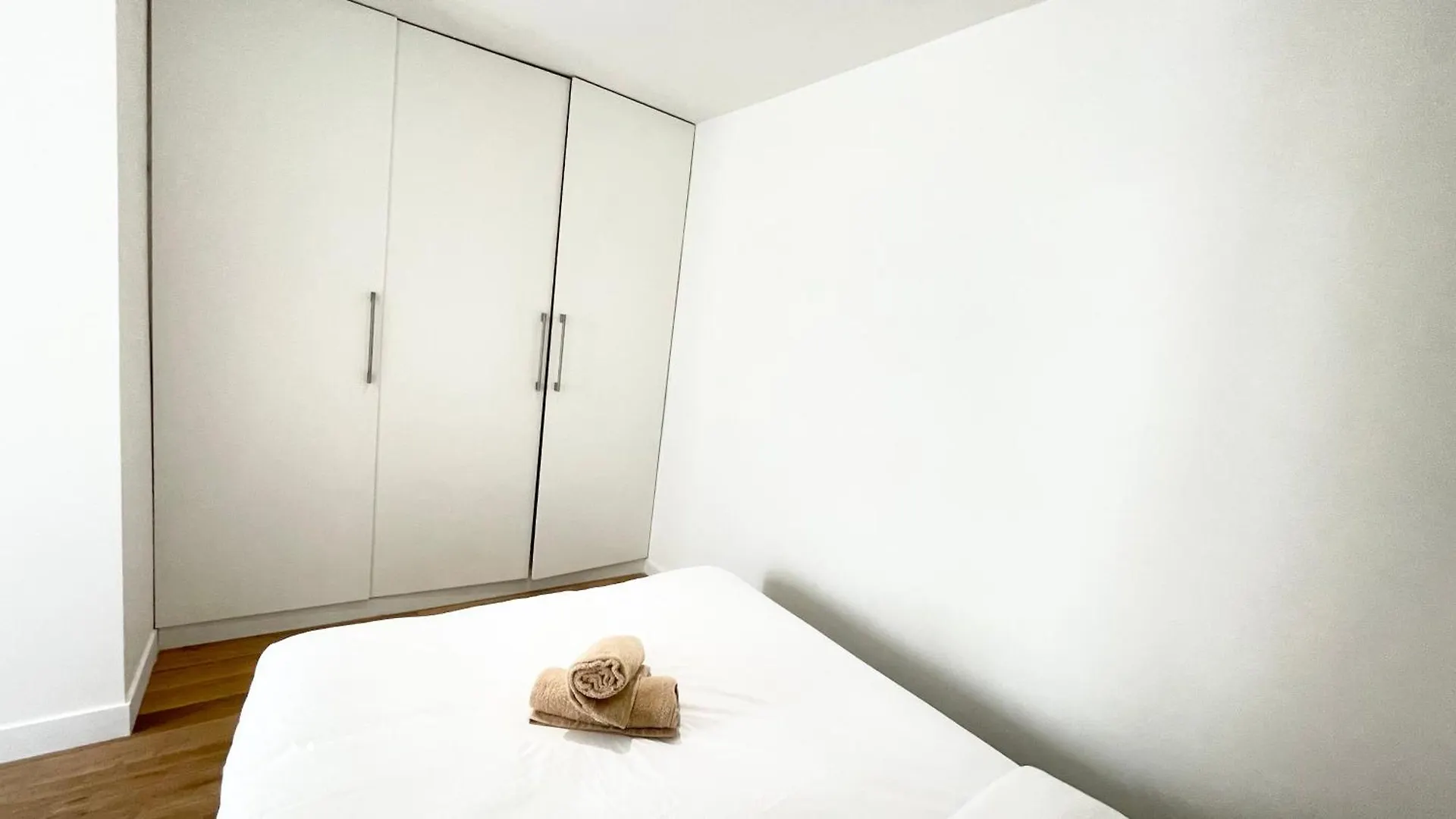 Charmant Appartement Cozy Pour 4 A باريس فرنسا