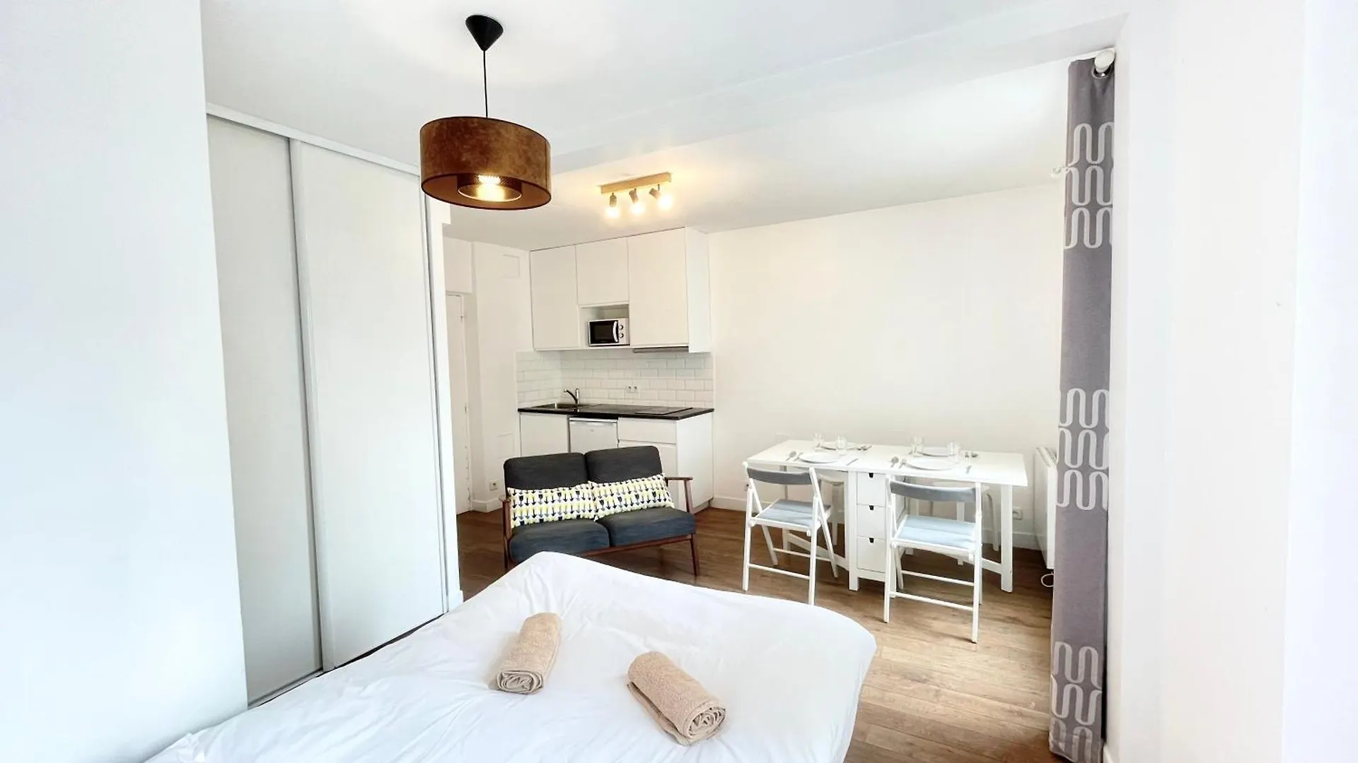 Charmant Appartement Cozy Pour 4 A باريس شقة